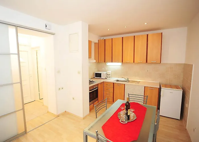 Apartment Mile